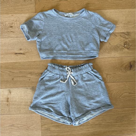 Belen - Tyra Cropped Tee & Shorts Set in Gray - Picture 1 of 3
